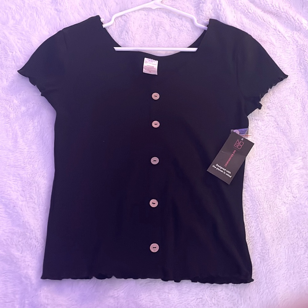 Black long crop top, still has tags, size L, brand NOBO.
